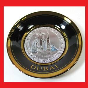 定形外郵便.350円発送OK　DUBAI 飾小皿　ドバイ　小皿　金色.銀色　観光土産　飾り　（赤枠.樂多我）