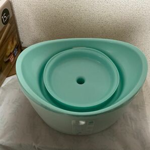 ペットウォーター　ペット飲水器　給水器