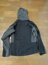 ホグロフス HAGLOFS クローワールジャケット COULOIR JACKETシェルジャケット　ゴアテックス RECCO搭載　マウンテンパーカー _画像5