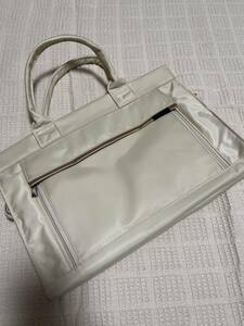 ☆新品☆ARTISTRY バッグ　ベージュ　アムウェイ