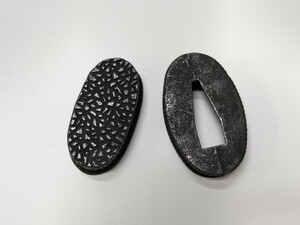 HT01　日本刀装具　縁頭　石紋図　合金製　現代品　　刀剣美術　