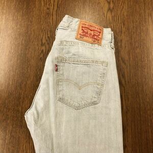 【EJ337】Levi's 501 W30 L32 定番ストレート カラーパンツ ライトグレー メンズブランド古着 リーバイス501 送料無料