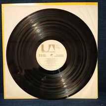 中古 レコード LP ★ US盤 クインシージョーンズ QUINCY JONES『 IN THE HEAT OF THE NIGHT 夜の大捜査線 』UALA290G レイ・チャールズ_画像3