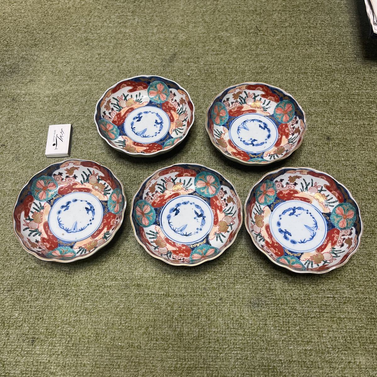 ヤフオク! -「(兎)古伊万里」(陶芸) (工芸品)の落札相場・落札価格