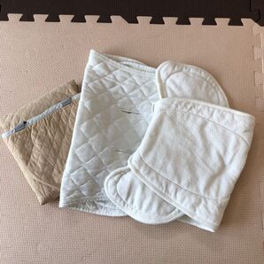 フェリシモのおむつ替えシート&西松屋チャイルドシートやベビーカーシートの3点セット!