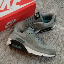 H22【特価/Used/入手困難】NIKE AIR MAX 90 WOLF GREY/COOL GREY//Jordan sb force atmos AIRMAX dunk acg supreme 1 2 4 95 97 90 _画像9