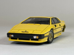 [ジャンク] ロータス エスプリ ターボ Lotus Esprit Turbo 1/43 - オートアート AUTOart