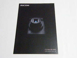 * RICOH GR DIGITAL Ⅲ F1.9 New GR LENS Ricoh digital camera catalog 2009.12.