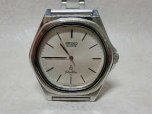 【№9078-O5012】中古品：SEIKO セイコー クォーツ SilverWave シルバーウェーブ 5931-5240 メンズ腕時計 作動品比較的きれいな商品です