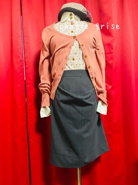 ヴィヴィアンウエストウッドVivienneWestwood美品イタリア製グレー系チェックデザインスーツスカート