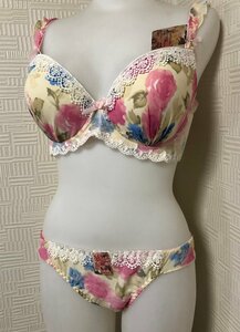 巨乳 E85 ブラジャー＆ショーツ 花柄 モールドカップ上下　新品　