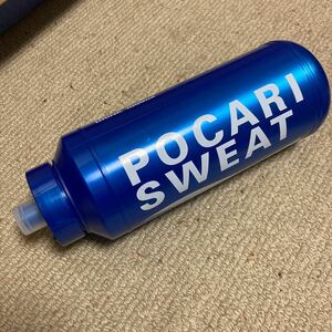 ポカリスエット POCARI SWEAT スクイズボトル 未使用 1,000ml アウトドア、スポーツ、キャンプなど幅広く使えるボトル！