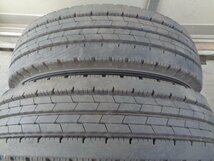 ダイナ KK- XZU411 205/85R16 23年製 ダンロップ 2本セット バリ溝 6穴 ホイール付_画像2