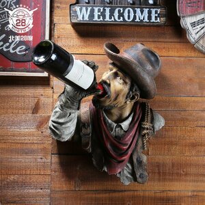 Art hand Auction Cowboy Wine Rack Wine Holder Poupée Sculpture Statue Tenture Murale Résine Objet Divers Figurine Entrée Intérieure Fait Main Z140, accessoires d'intérieur, ornement, Style occidental