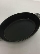 Staub◆Staub/オーバルホットプレート/23cm/0.8L/2.35kg/中古品_画像2