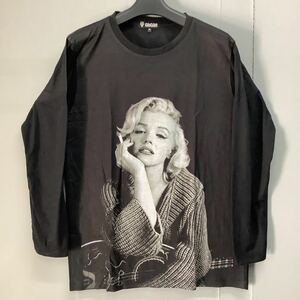 DBB65. ロングTシャツ Mサイズ　Marilyn Monroe マリリンモンロー　長袖Tシャツ