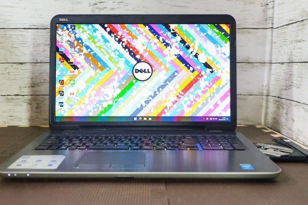 DELL Inspiron 22の値段と価格推移は?|459件の売買データからDELL