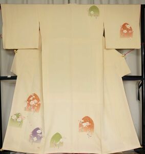 Art hand Auction 100% silk, satin crepe, Kyoto hand-drawn Yuzen visiting wear, tailored, second-hand item, women's kimono, kimono, Visiting dress, Tailored