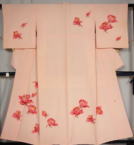 100% रेशम इचिकोशी चिरिमेन क्योटो हाथ से पेंट युज़ेन होमोंगी दर्जी द्वारा निर्मित प्रयुक्त वस्तु, महिलाओं का किमोनो, किमोनो, विजिटिंग ड्रेस, अनुरूप