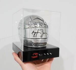 海外 送料込み 　高品質　アイルトン・セナ　Ayrton Senna Silver Chrome Helmet Display 　F1　トロフィー　フィギュア　レプリカ