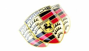 a 海外　限定 送料込み　ポルシェ ロゴ Porsche シールド 51mm/43mm 3D 3枚セット　 ステッカー　海外
