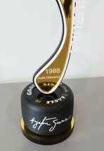 海外 送料込み 　高品質　アイルトン・セナ　Ayrton Senna World Champion Suzuka Japan 1988 　F1　トロフィー　フィギュア　レプリカ_画像2