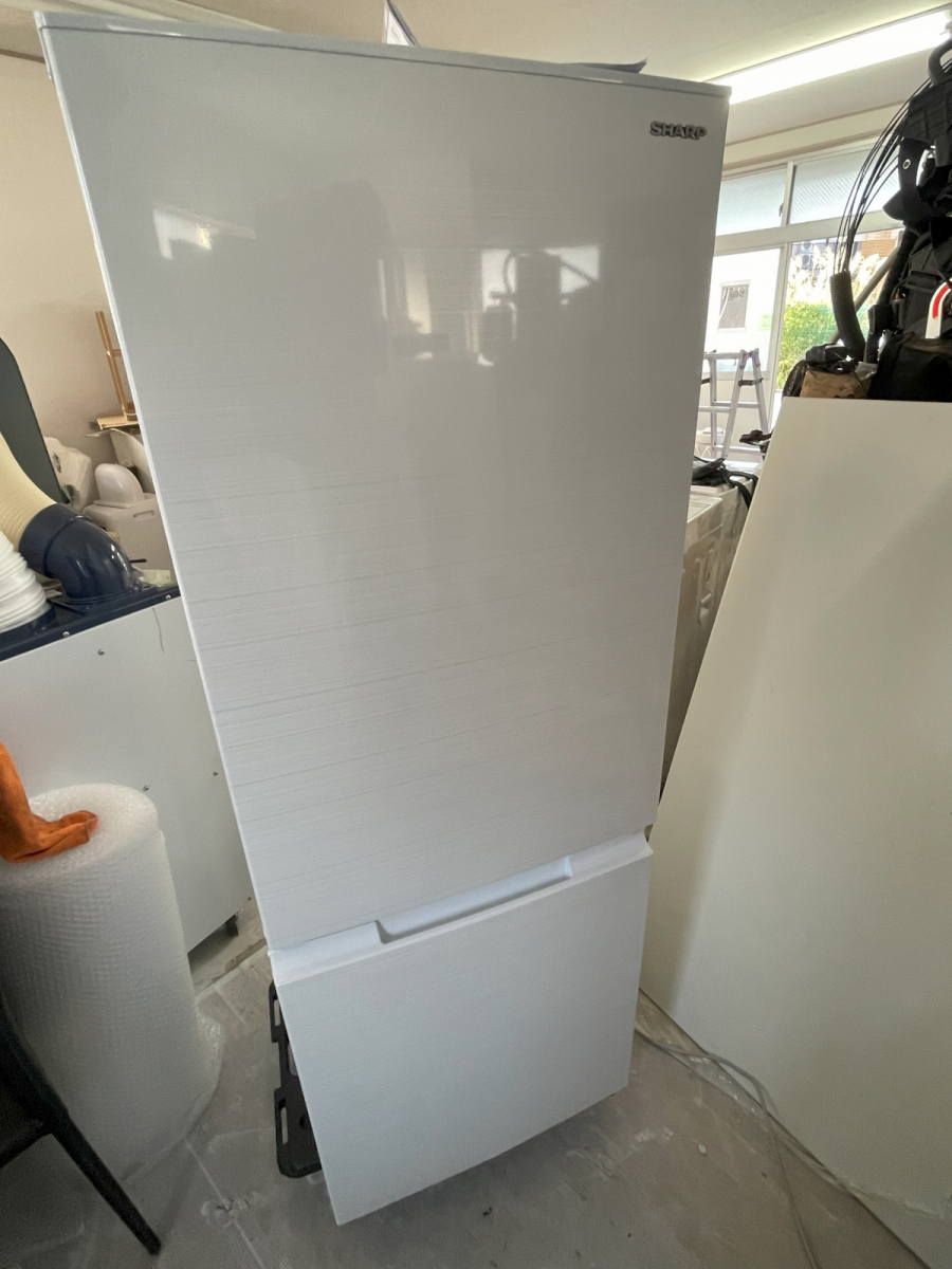 CK9204t 展示品 シャープ SHARP 家庭用冷凍冷蔵庫 SJ-55W-B 20年製 方