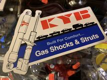 当時物 KYB GAS SHOCKS ステッカー USDM 北米 旧車 Datsun 送料84円 未使用品 US KYB カヤバ ショクアブソーバー NISSAN AE86 希少 _画像3