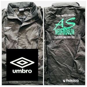 ビッグサイズ　アンブロ　UMBRO XXL 裏ナイロン　企業ロゴプリント　中綿ジャケット　ブラック