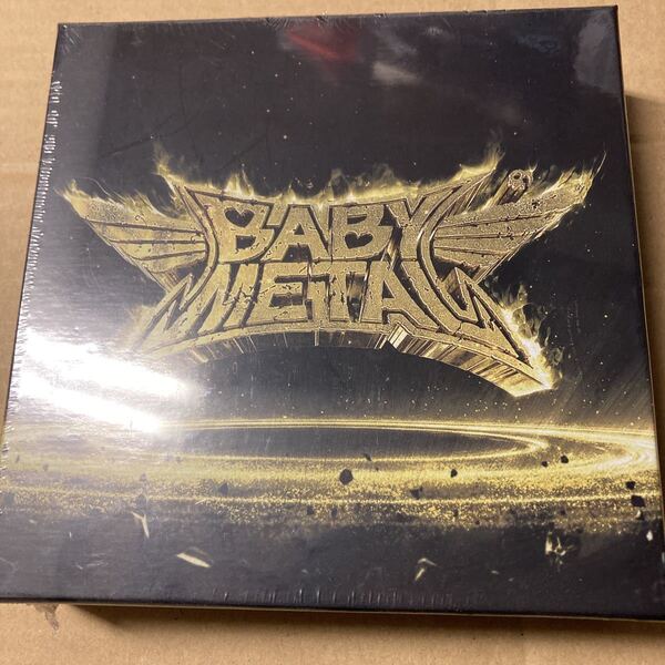 即決 BABYMETAL CD Resistance 特製Ｔシャツ付属 Import Box ベビーメタル 新品未開封