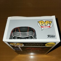 激レアセット★新品未開封★KYLO REN★Tシャツ&フィギュアセット★Funko POP！★スター・ウォーズ★グロー版★TシャツLサイズ_画像3