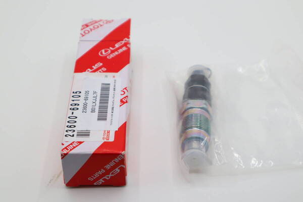 TOYOTA (トヨタ) 純正部品 ホルダ & ノズルセット 品番23600-69105 グランドエース ハイエース ハイラックス SURF ランドクルーザー