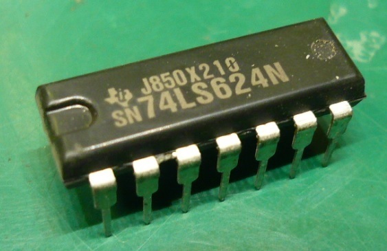 ＳＮ７４ＬＳ６２４Ｎ　ロジックＩＣ　Ｔｅｘａｓ　Ｉｎｓｔｒｕｍｅｎｔｓ製　１個