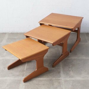 [61028]英国 ヴィンテージ ネストテーブル チーク サイドテーブル ナイトテーブル 北欧 スタイル ローテーブル ビンテージ 入れ子 木製