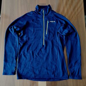 patagonia R1 プルオーバー