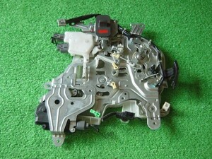 ★送料込★3837【ホンダ ステップワゴン RK1】純正リア左スライドドア用ドアロックアクチュエーター助手席側 左後/RK2/3/4/5/6/7