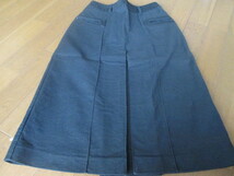 即決　中古美品　黒のストレッチタイトスカート（W58)_画像1