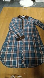 ・即決　中古　緑系チェックチュニックシャツ（M)