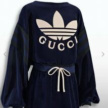 新品 Gucci×adidas コラボ★ドローストリング付き ロゴ ワンピース_画像3