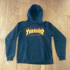 入手困難THRASHER ファイアーロゴパーカー HOODIE Sサイズ ブラック スラッシャー supreme santacruz