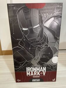 ホットトイズ アイアンマン・マーク5 1/6 ムービー・マスターピース DIECAST IRONMAN