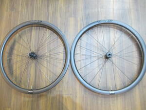 中古美品　DT SWISS PRC 1650 Spline db 35 CARBON クリンチャー/チューブレス対応 ホイールセット シマノフリー