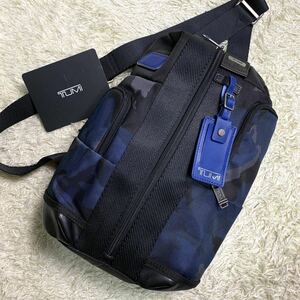 1円 極美品 TUMI トゥミ メンズ ボディバッグ モントレー スリング ショルダー 迷彩 カモフラ ナイロン レザー 本革 ブラック 黒 ブルー 青