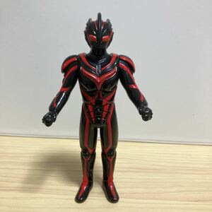 ウルトラ怪獣シリーズ　ダークザキ　ライブサイン付き