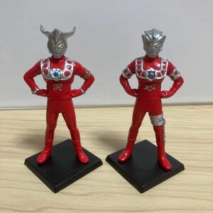 HG Ultraman Leo Astra подставка имеется 