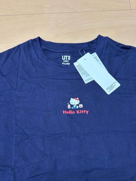 ユニクロ　UNIQLO HELLO KITTY キティ Tシャツ　XXLサイズ