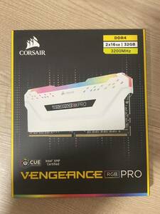 【新品・急発送】 CORSAIR(コルセア) VENGEANCE RGB PRO ホワイト CMW32GX4M2E3200C16W 16GBx2枚 合計32GB