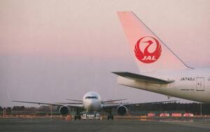 ** airport unknown *bo- wing [B767-300ER B777-300ER]*JAL machine * picture postcard * aircraft *