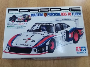 未組立 1/24 マルティーニ・ポルシェ 935-78ターボ 「スポーツカーシリーズ No.10」 モーターライズキット