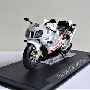 #1/24 Honda ホンダ VTR 1000 SP-2 by Ixoの画像1